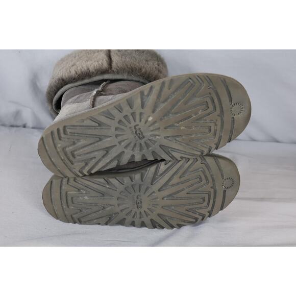 UGG Classic Short Boots Womens Size 7 Sheepskin Suede Winter 5815 Warm Cozy Shoe - Picture 7 of 10